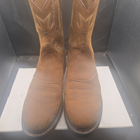 Ariat Other - Ariat Tan Western Boots